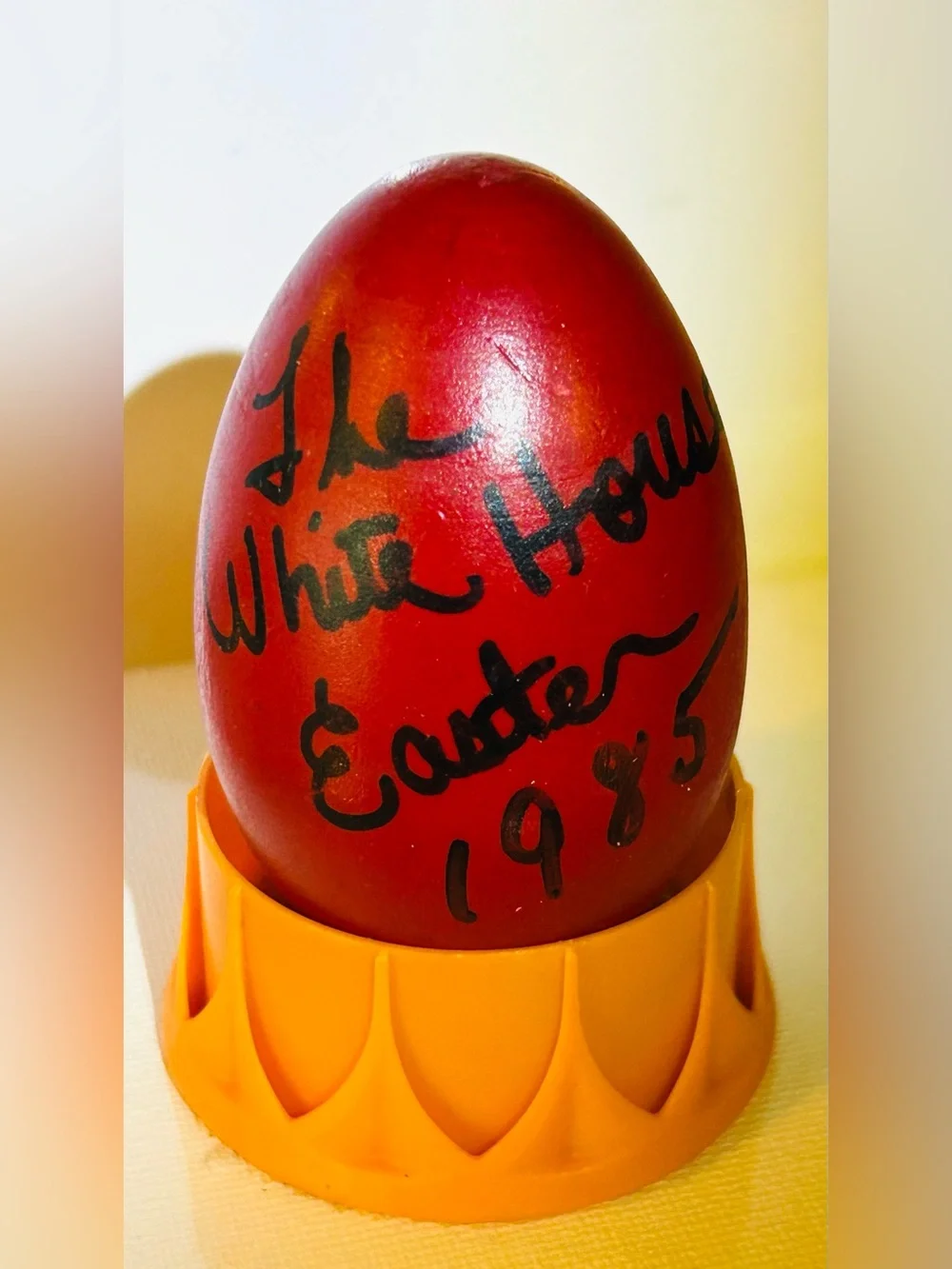 V. 1985 WHITE HOUSE EASTER EGG (ROLL) Wooden Egg from 1985 WH Lawn! REAGAN!!